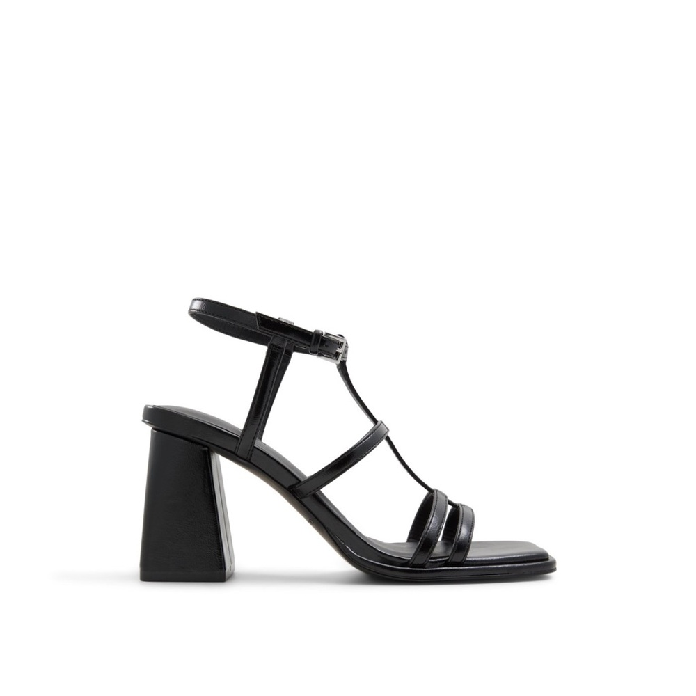Aurellia Shoe by Call it Spring